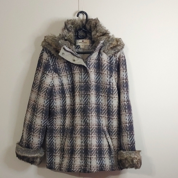 VTG Woolrich Parka Women's Fur Hood Plaid Coat Size Large - Picture 2 of 10
